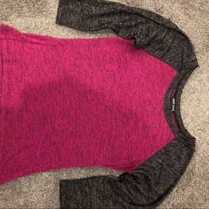 Mid length sleeve shirt